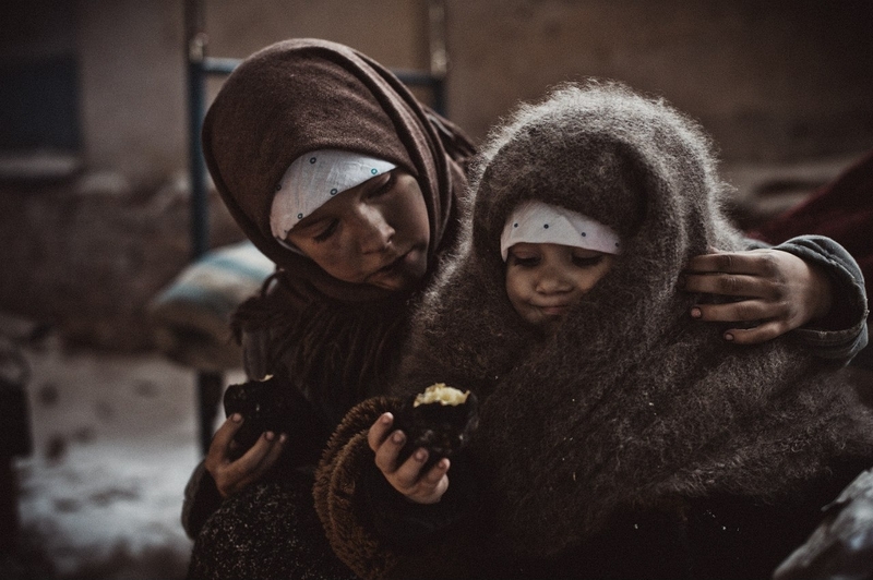 Dans la guerre, les enfants