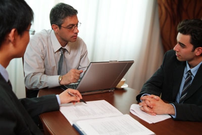 Combien soumettent-ils une demande au bureau d'enregistrement pendant la grossesse