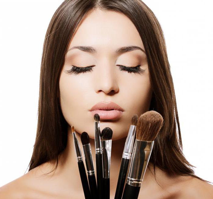 Je veux devenir maquilleuse par où commencer