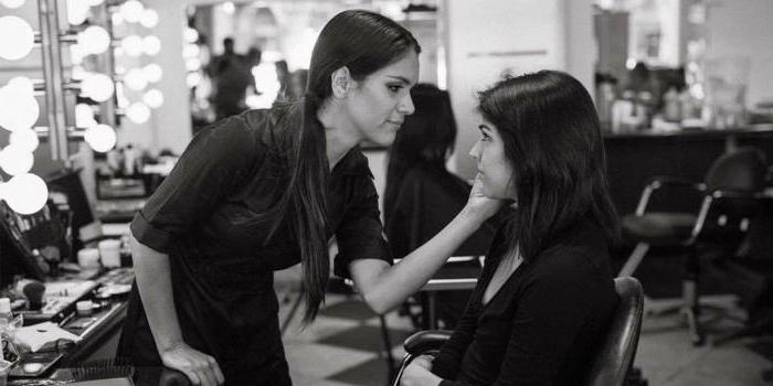 Comment devenir un artiste de maquillage par où commencer