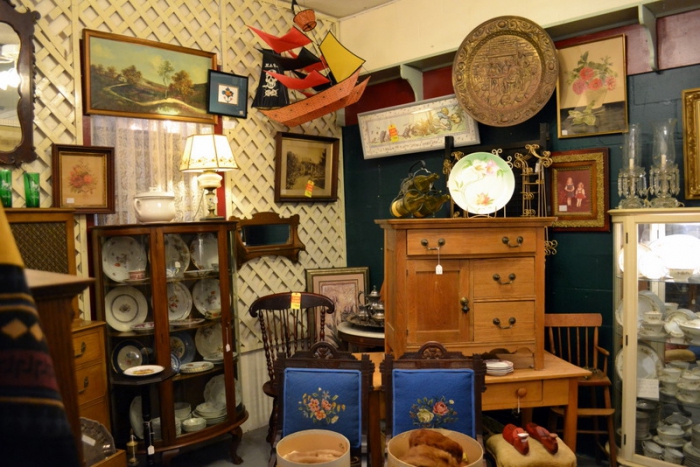 how to open an antique salon