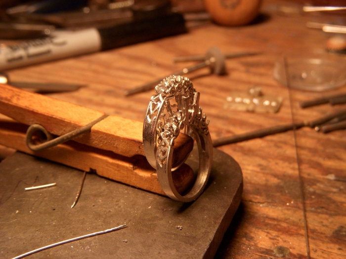 Je veux devenir un bijoutier par où commencer