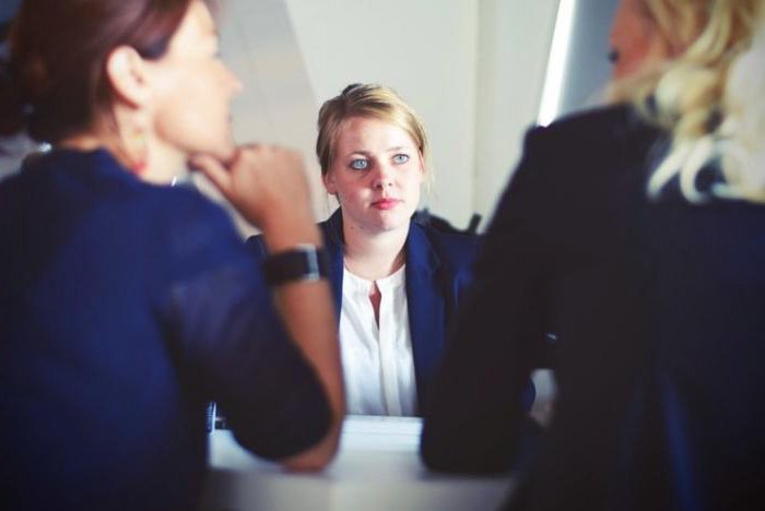 comportement face à face