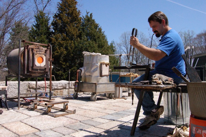 How to make a stained glass window yourself