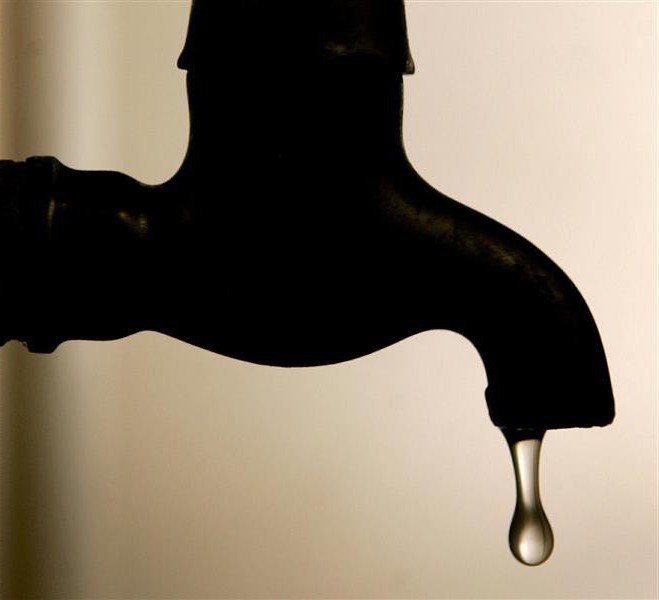 blocage des égouts aux débiteurs