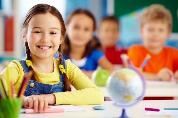 Différences entre lycée et école