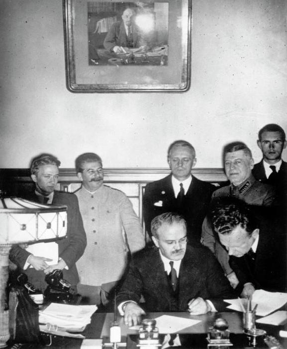 ancien ministre russe des affaires étrangères