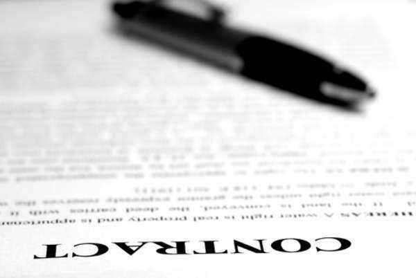 caractéristiques des contrats d'option