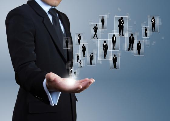 motifs de la procédure et des délais pour la suspension de l'enquête préliminaire