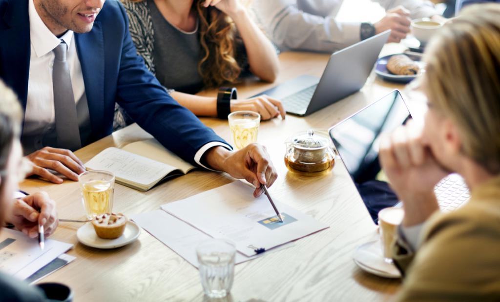 réunion de collègues