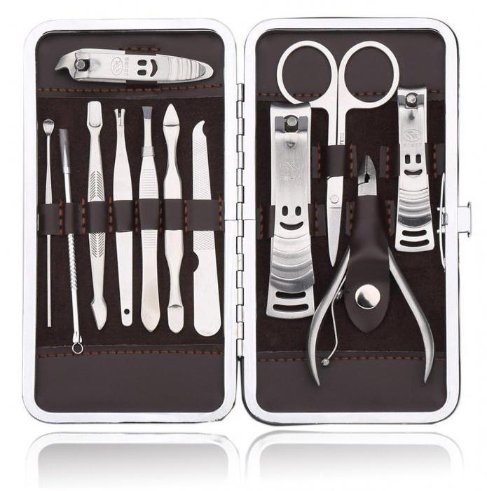 Désinfection du lieu de travail d'un manucure