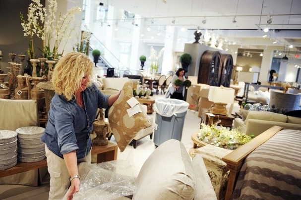 open a furniture store tips