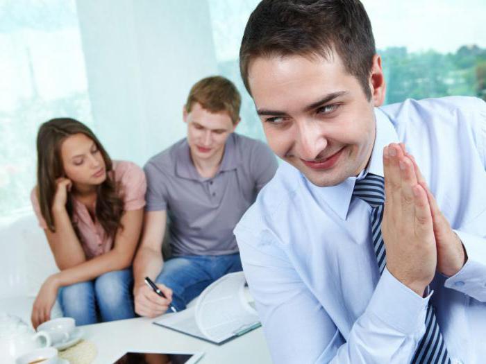 le propriétaire a vendu un appartement avec des personnes inscrites