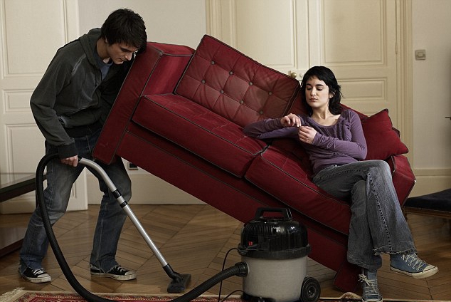 How to choose a washing vacuum cleaner for a laminate