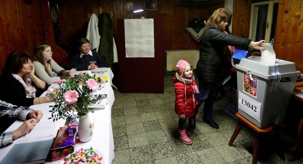 les bureaux de vote fonctionnent
