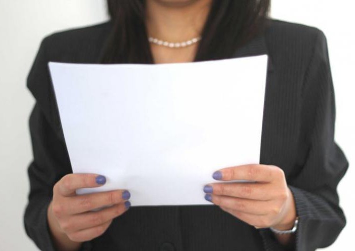 combien de temps est donné pour contacter la compagnie d'assurance après un accident