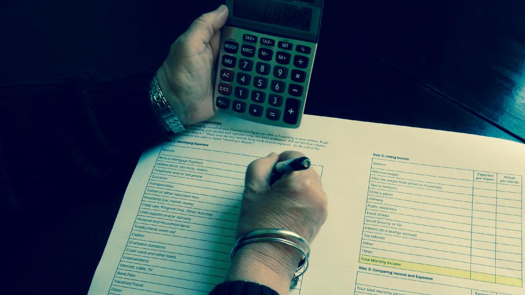 le moment de la pension alimentaire après le salaire