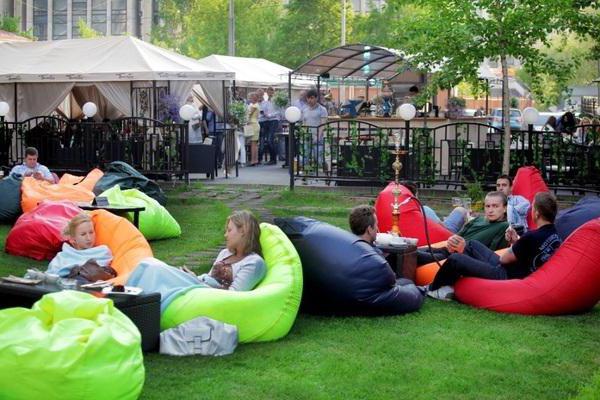 interesting cafes and bars in Moscow