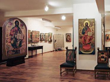 free exhibition of paintings in Moscow