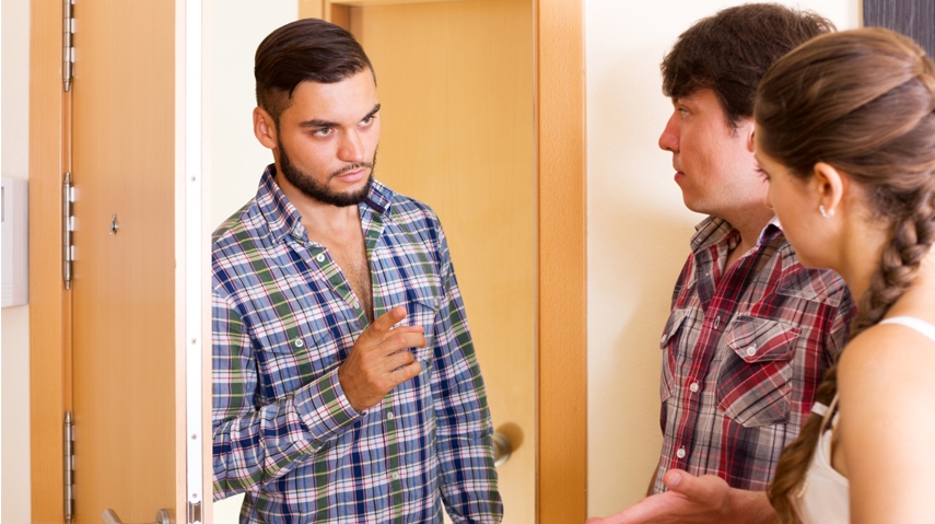 Se quereller avec les voisins