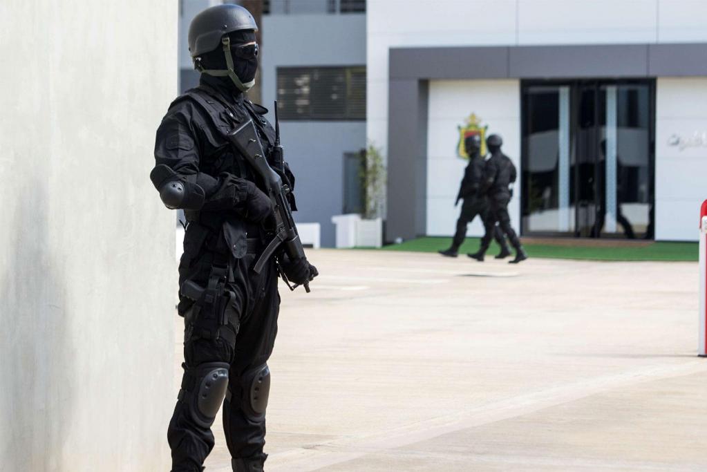 comment traiter avec les terroristes