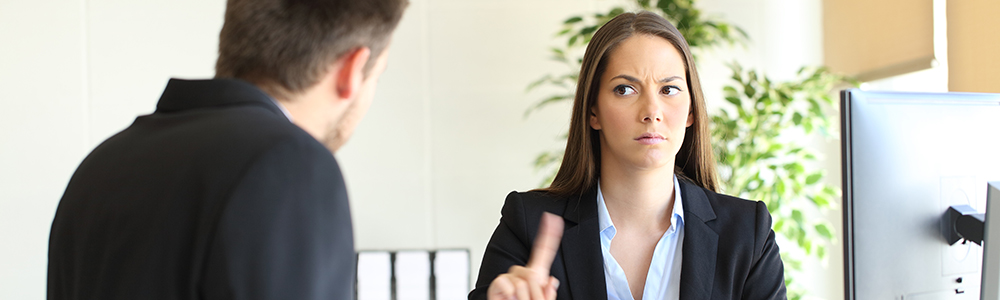 que fait le responsable des approvisionnements