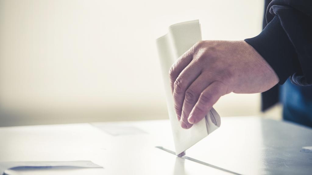 comment fournir des élections avec des fonds