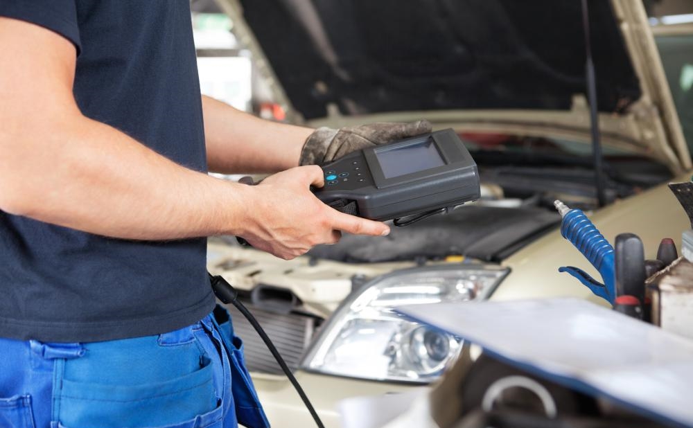 Qu'est-ce qu'un moteur de contrôle dans une voiture