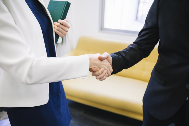 Comment prolonger un contrat de travail à durée déterminée pour un nouvel échantillon