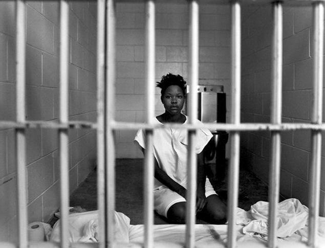 relation pénale d'application