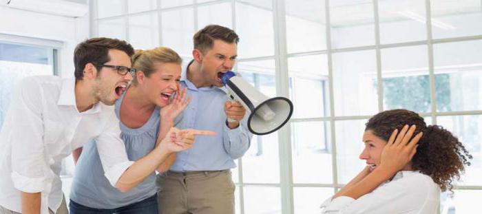 article sur le harcèlement uk rf