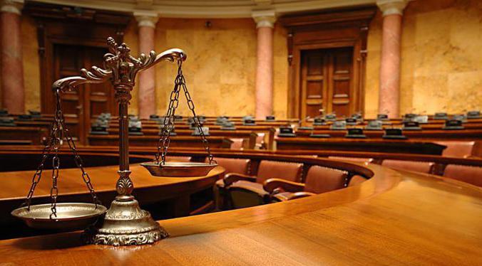 familiarisation avec les documents de l'affaire pénale devant les tribunaux