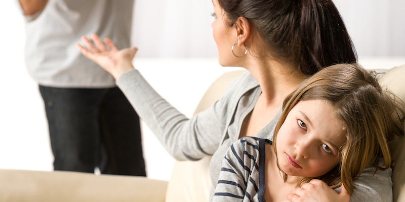 femme demande une pension alimentaire