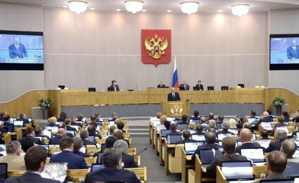 les lois fédérales sont adoptées à la majorité des voix