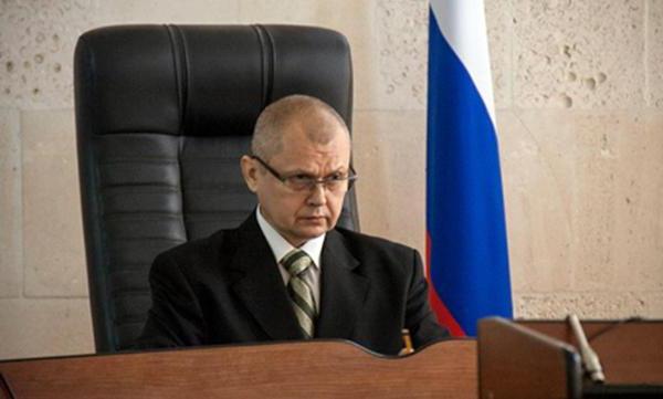  plainte au bureau du procureur concernant l'inaction des huissiers de justice