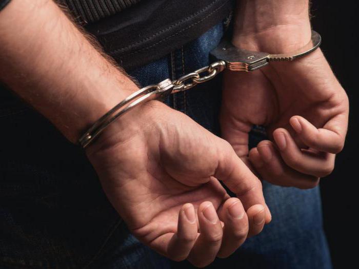 la procédure d'examen d'une affaire administrative devant un tribunal