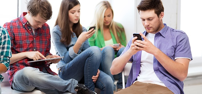 L'enseignant a-t-il le droit de prendre le téléphone de l'élève?