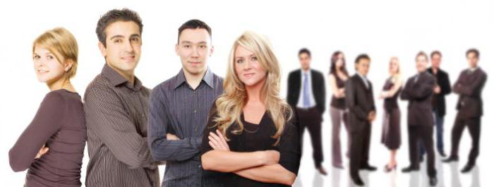 à quelle fréquence le bureau du procureur peut-il contrôler l'organisation?