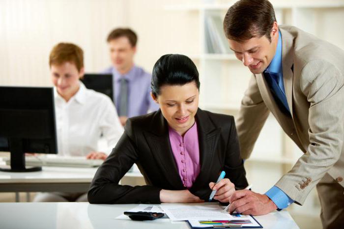 caractéristiques distinctives d'un contrat de travail du droit civil