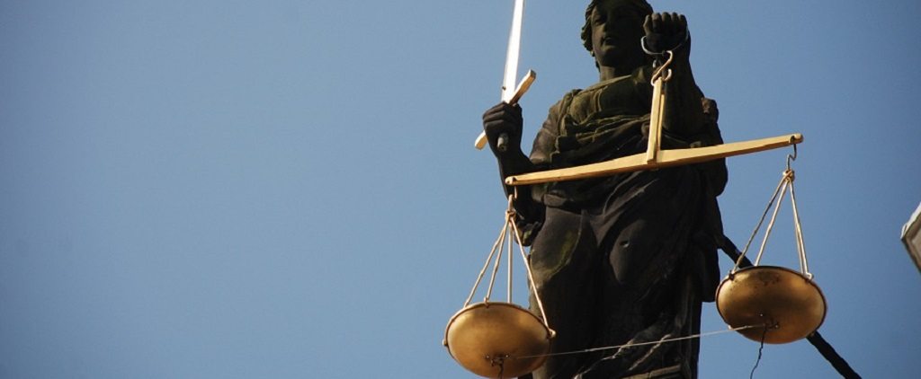 affaires administratives du tribunal d'instance