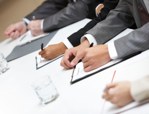 garanties gouvernementales supplémentaires pour les fonctionnaires