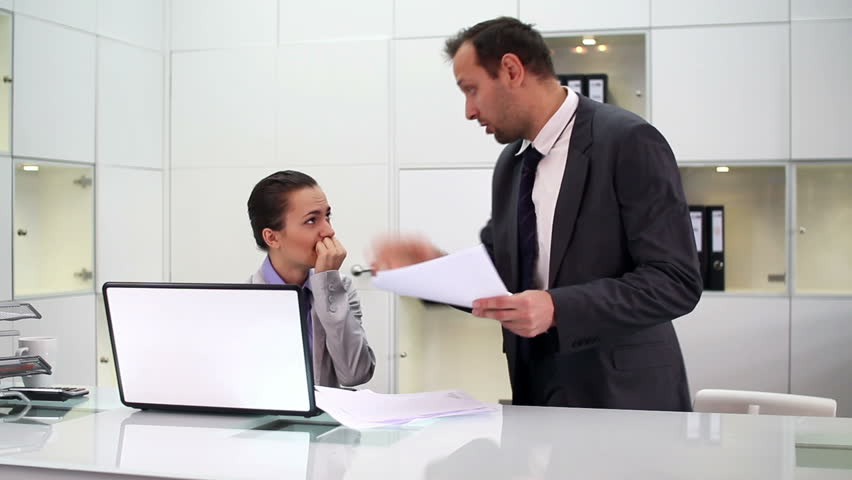 conformité incomplète de la police
