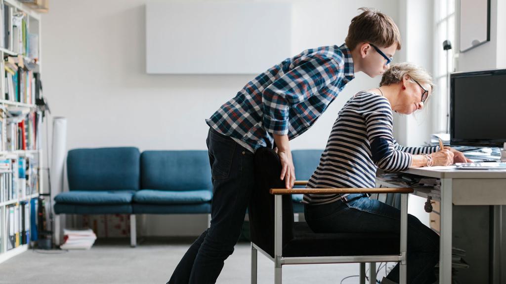 de la manière prescrite au chômage