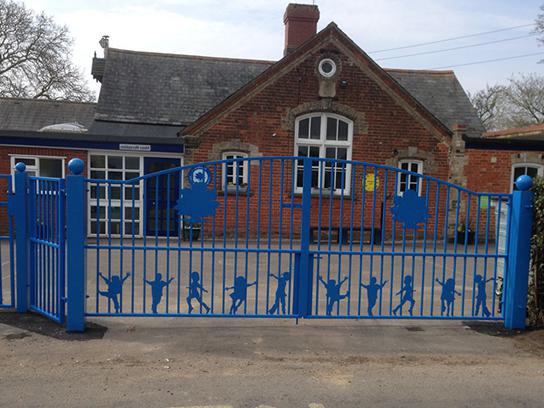 description de tâches de gardien de jardin d'enfants