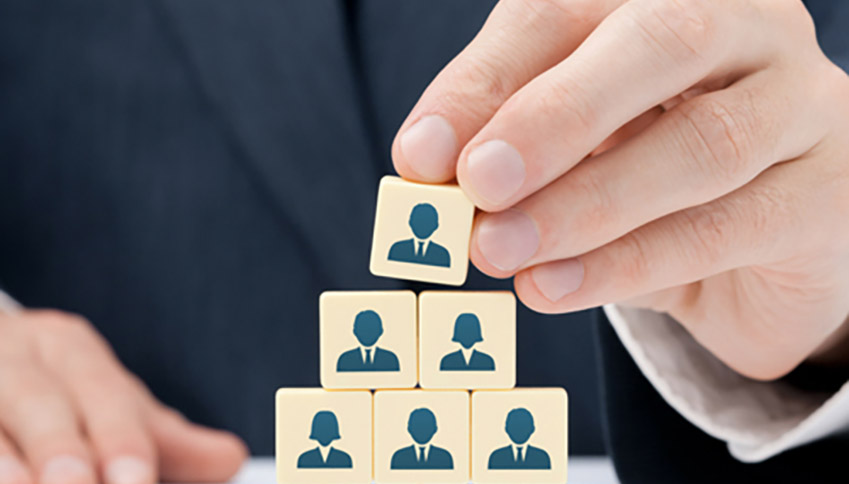 description de poste du chef du service du personnel dans le secteur de la santé