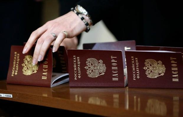 Quelle est la date limite pour obtenir un passeport dans 14 ans