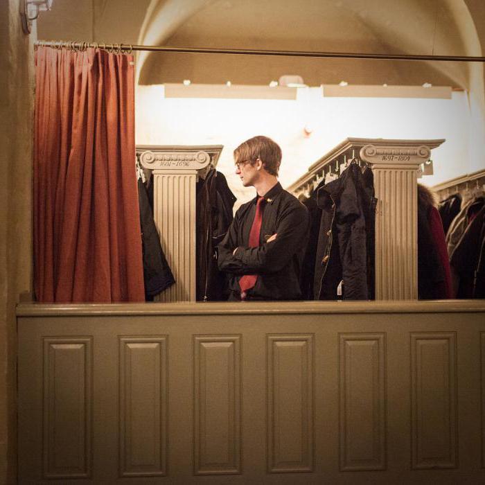 description du poste garde-robe à l'école