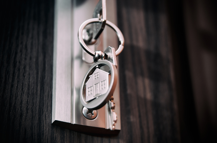 clés dans la serrure