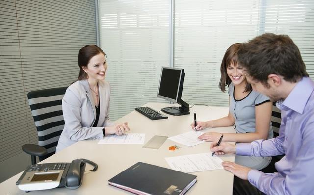 dépôts de personnes physiques et morales