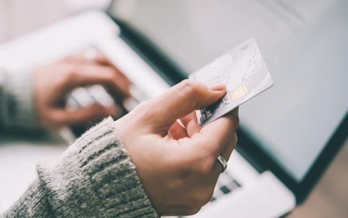 Le temps de la Sberbank transfère de l'argent sur la carte